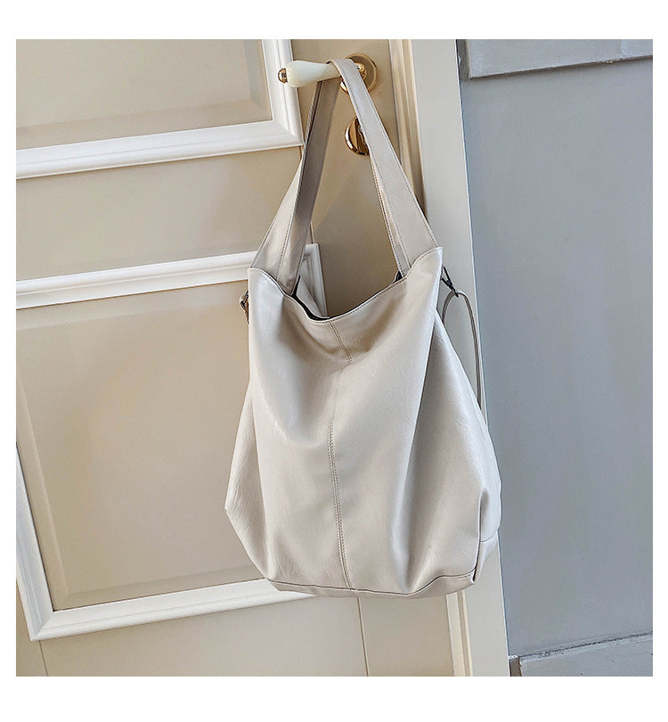 Retro Messenger Tote – Women’s Casual Large Capacity Handbag