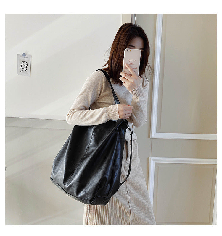Retro Messenger Tote – Women’s Casual Large Capacity Handbag