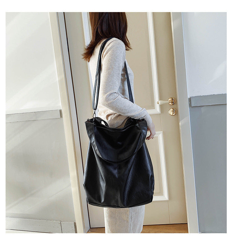 Retro Messenger Tote – Women’s Casual Large Capacity Handbag