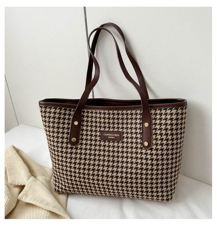 Classic Houndstooth Shoulder Bag – Winter Fashion Handbag for Women