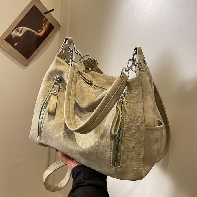 Women’s Large Capacity Shoulder Bag – Simple Casual Fashion Tote
