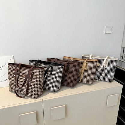 Classic Houndstooth Shoulder Bag – Winter Fashion Handbag for Women